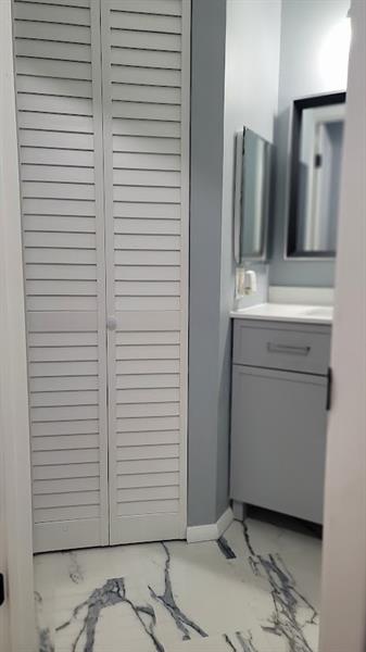 Image 12 of 16 For 5299 Europa Dr  I