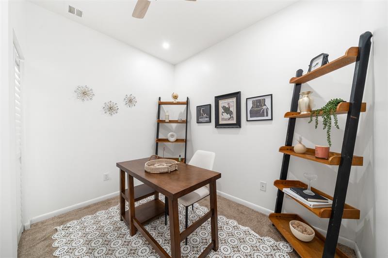 Image 12 of 25 For 7127 Sportsmans Dr