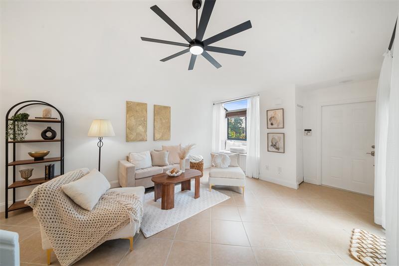 Image 16 of 25 For 7127 Sportsmans Dr