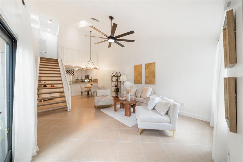 Image 21 of 25 For 7127 Sportsmans Dr