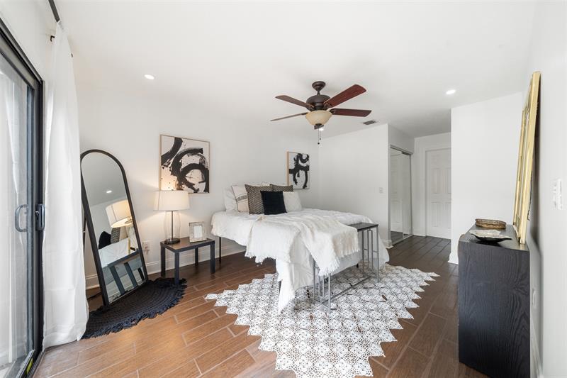 Image 5 of 25 For 7127 Sportsmans Dr