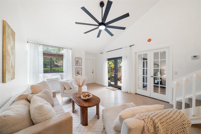 Image 6 of 25 For 7127 Sportsmans Dr