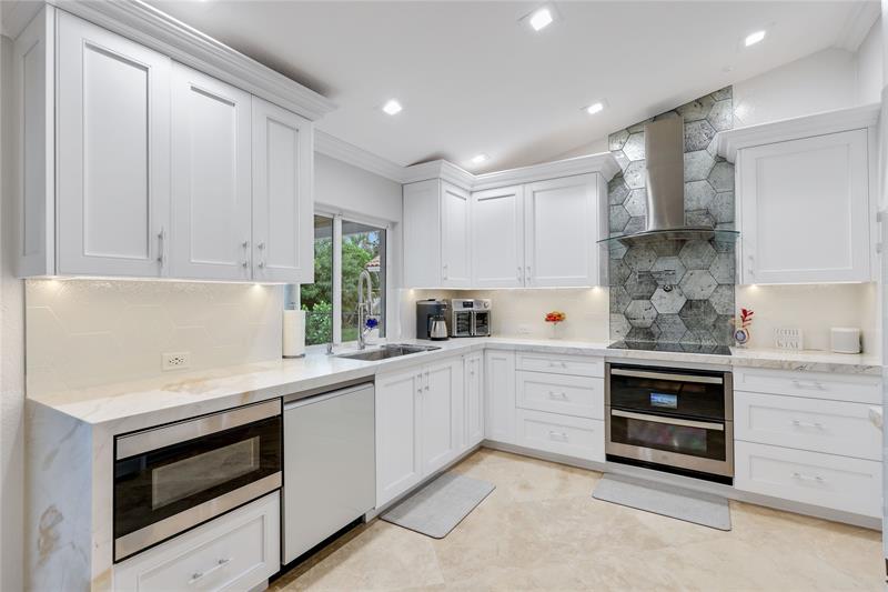 Image 19 of 54 For 1459 113th Ter