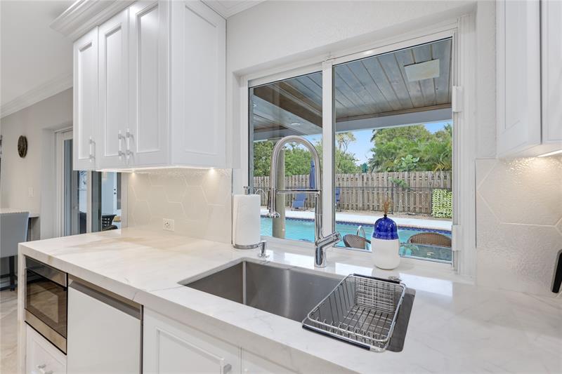 Image 22 of 54 For 1459 113th Ter