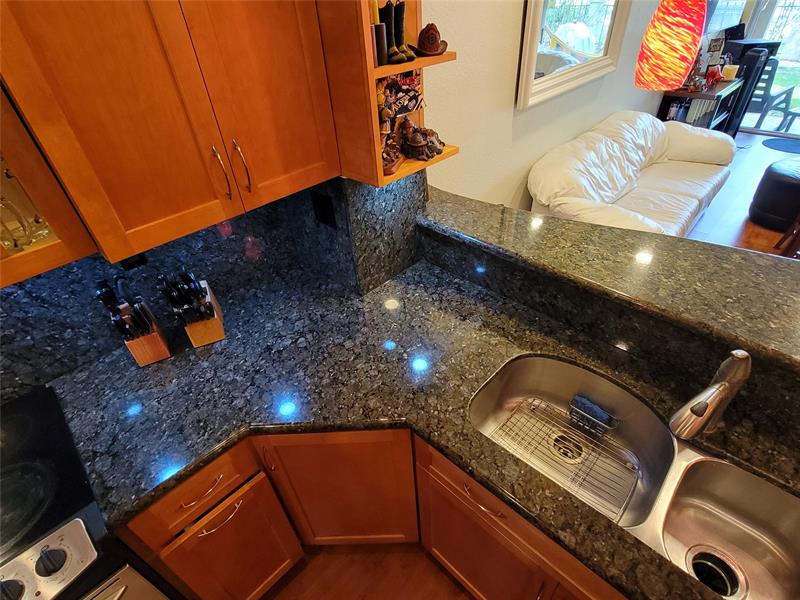 Image 13 of 32 For 8853 Isles Cir  8853