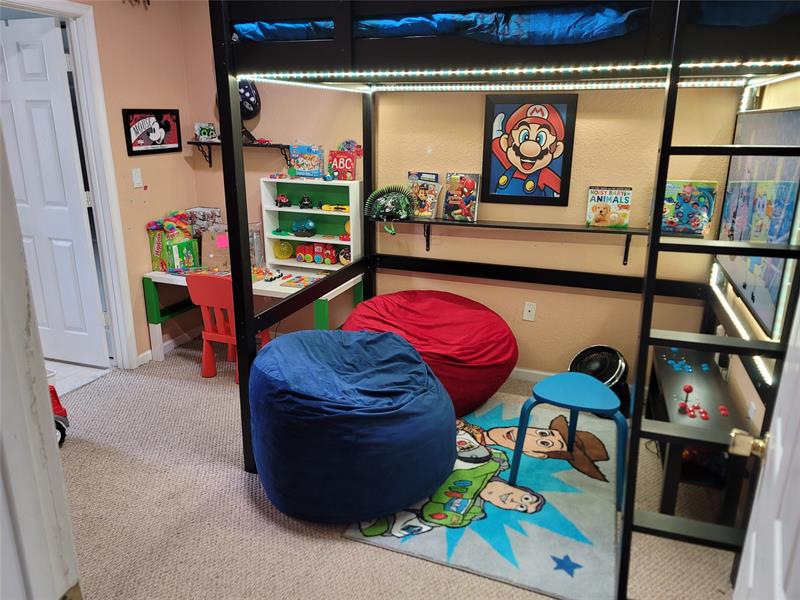 Image 24 of 32 For 8853 Isles Cir  8853