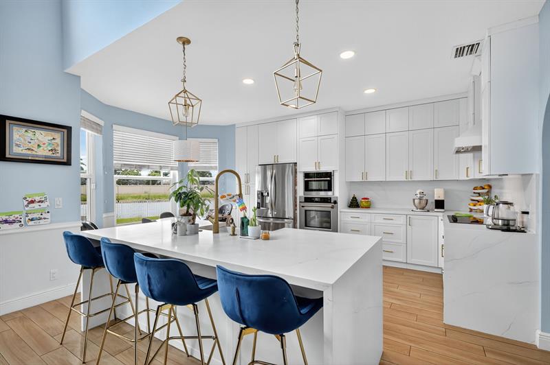 Image 16 of 61 For 18676 16th St