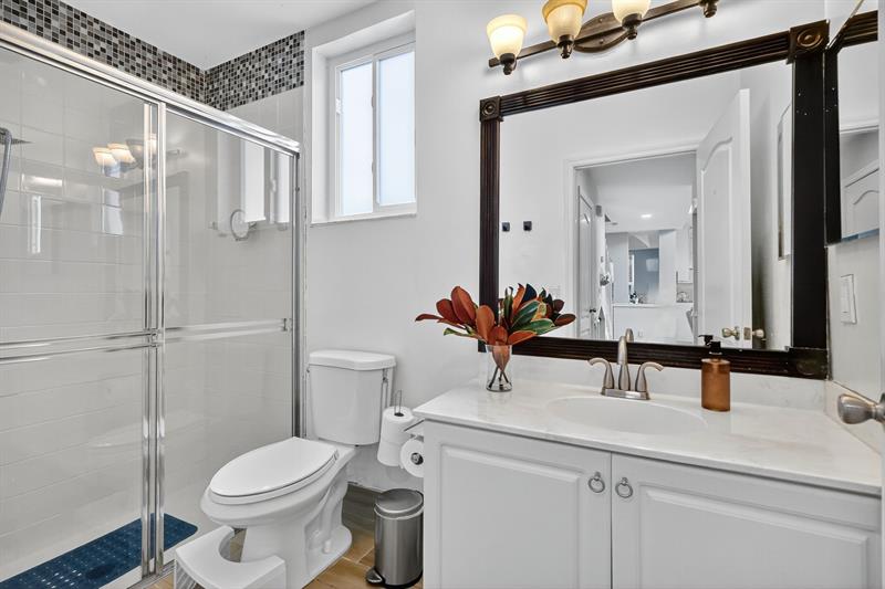 Image 23 of 61 For 18676 16th St