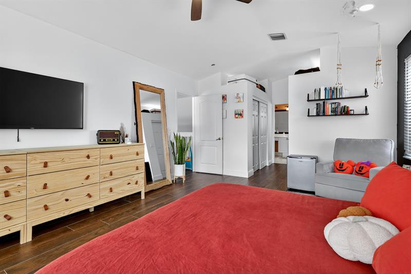 Image 37 of 61 For 18676 16th St