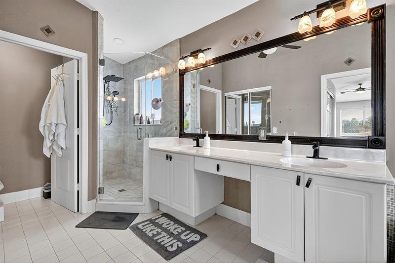 Image 40 of 61 For 18676 16th St