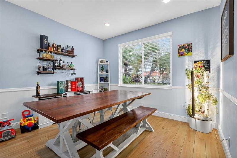 Image 7 of 61 For 18676 16th St