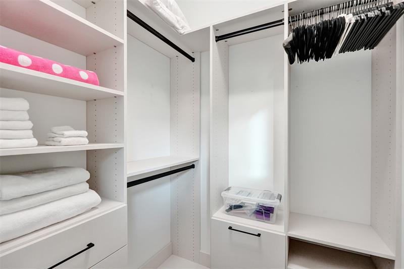 Image 38 of 71 For 1612 Trailhead Ter