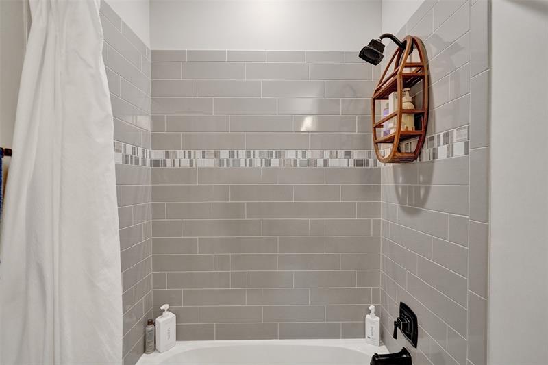 Image 42 of 71 For 1612 Trailhead Ter