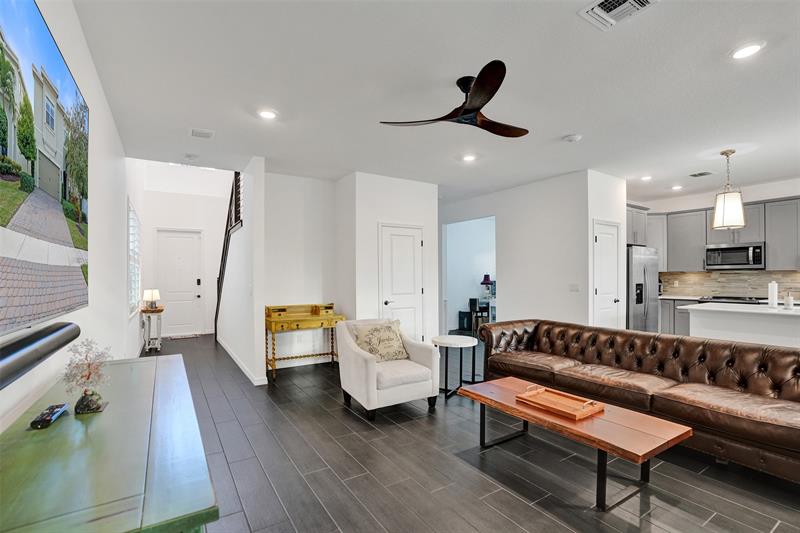 Image 7 of 71 For 1612 Trailhead Ter