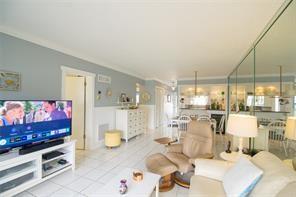 Image 11 of 22 For 298 6th Ave  9