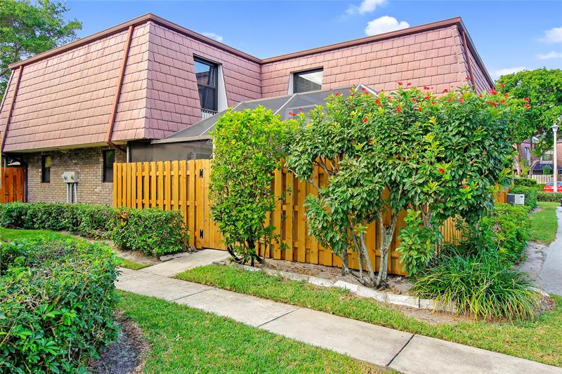 Details for 7801 Courtyard Run, Boca Raton, FL 33433