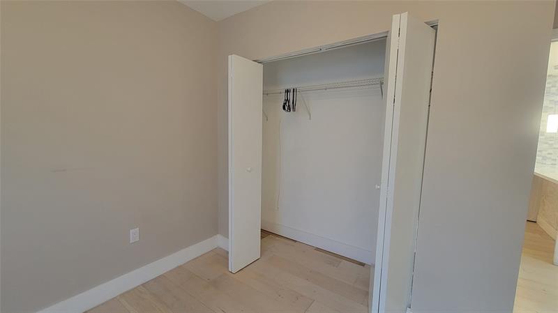 Image 10 of 22 For 512 15th Ter