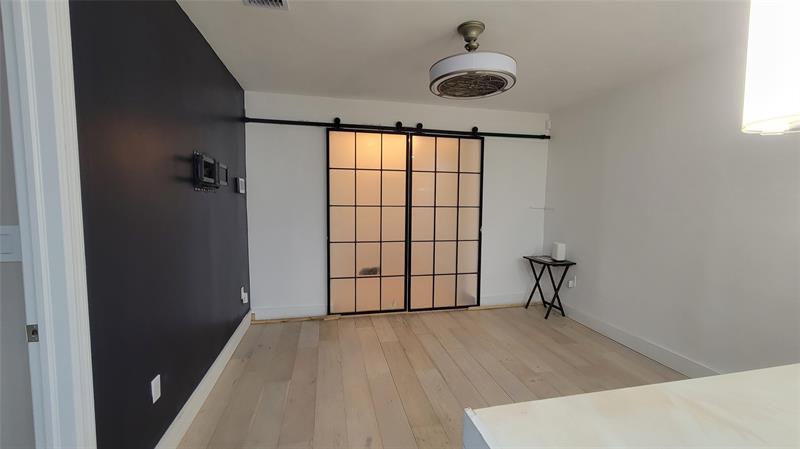 Image 8 of 22 For 512 15th Ter