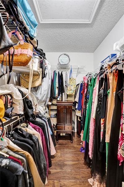 Image 30 of 81 For 9132 20th St  B