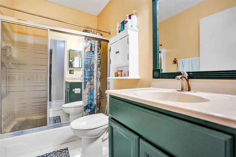 Image 41 of 81 For 9132 20th St  B