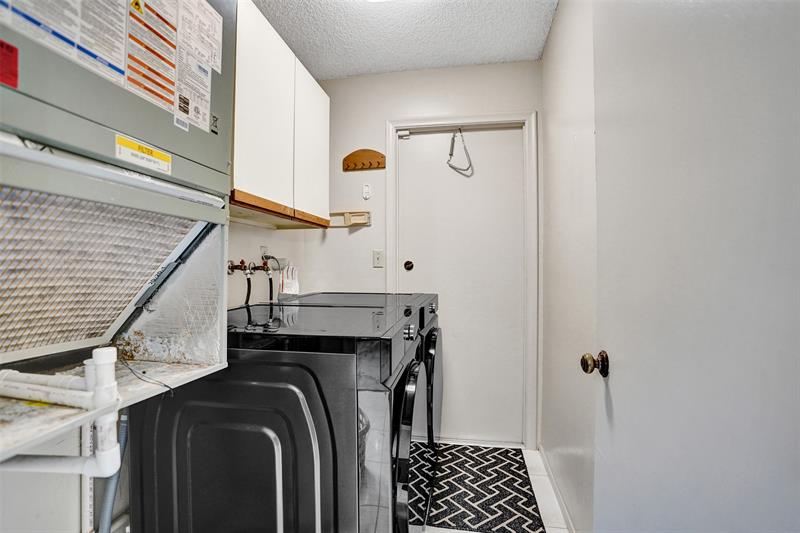 Image 47 of 81 For 9132 20th St  B