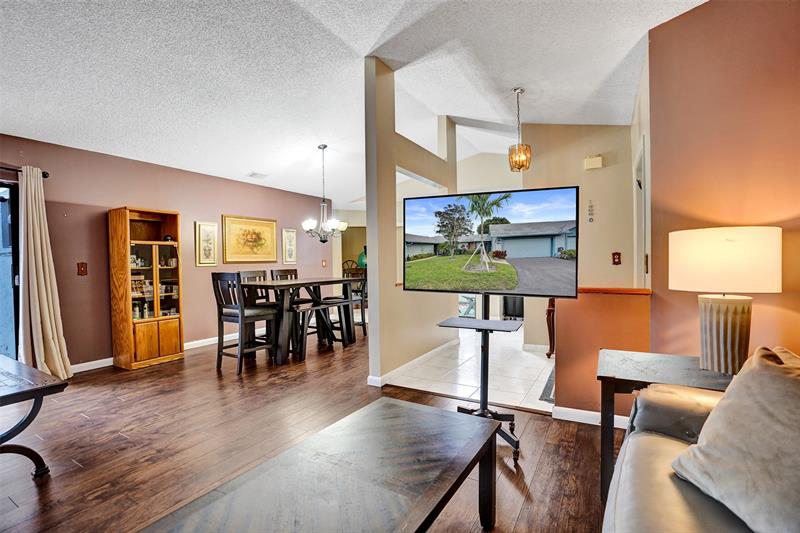 Image 6 of 81 For 9132 20th St  B