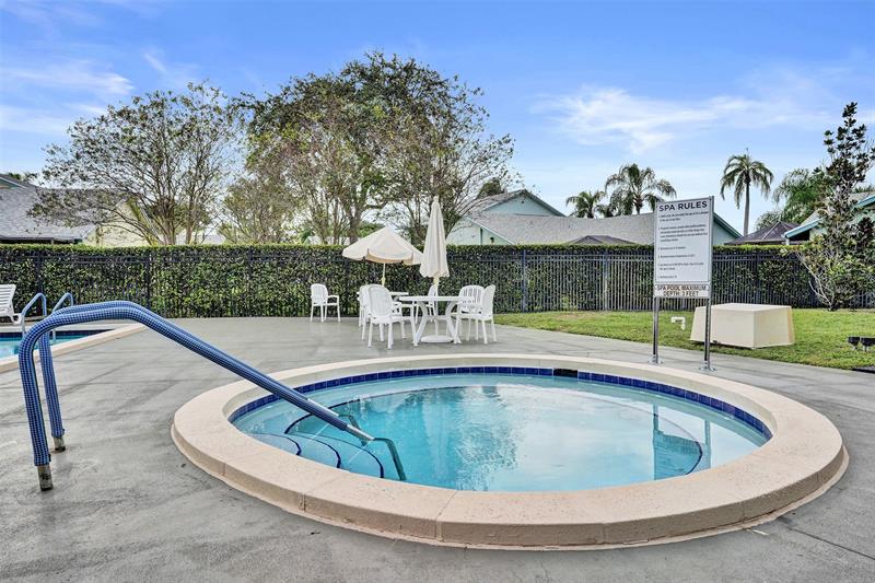 Image 66 of 81 For 9132 20th St  B