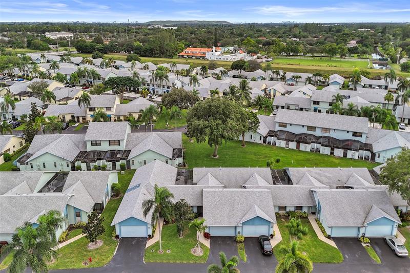 Image 73 of 81 For 9132 20th St  B