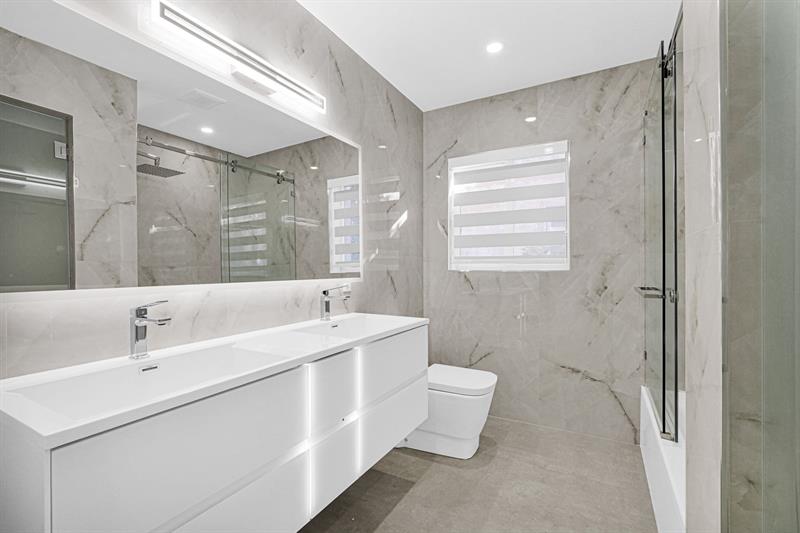 Image 31 of 92 For 2291 17th St