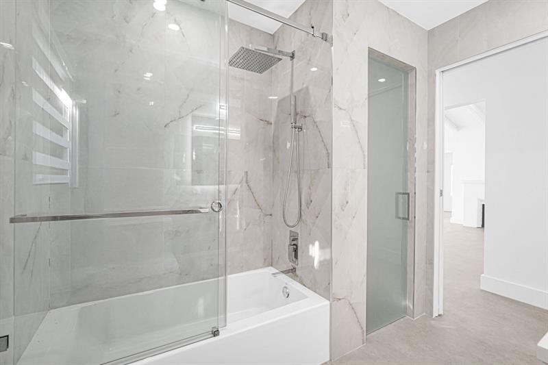 Image 36 of 92 For 2291 17th St