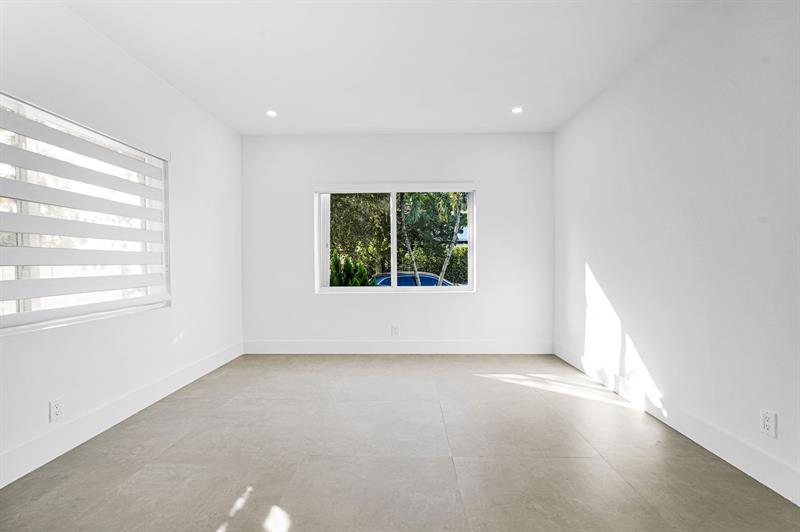 Image 44 of 92 For 2291 17th St