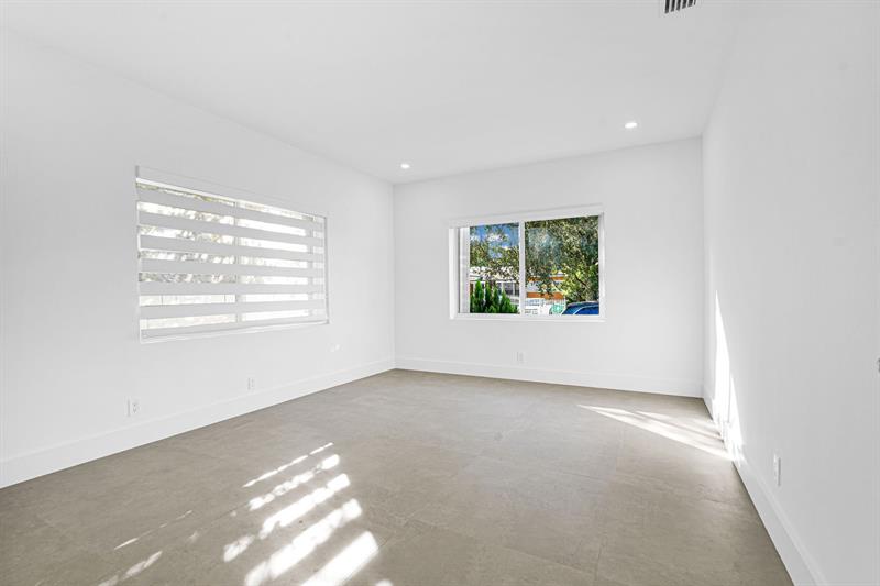 Image 46 of 92 For 2291 17th St