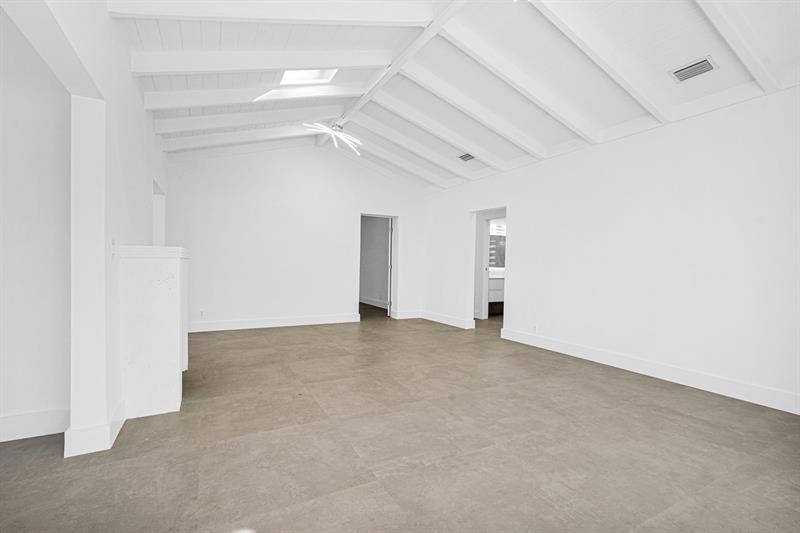 Image 59 of 92 For 2291 17th St