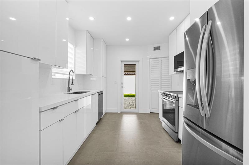 Image 68 of 92 For 2291 17th St