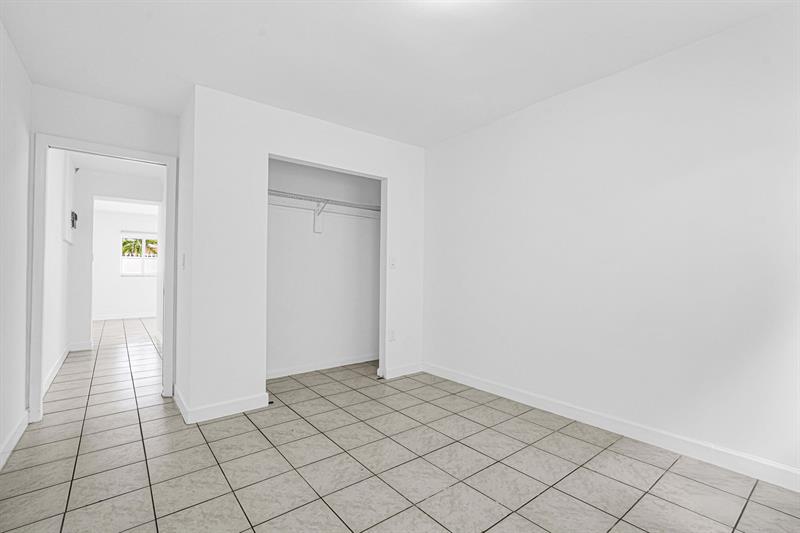 Image 84 of 92 For 2291 17th St