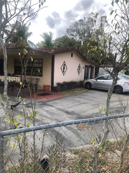 Image 3 of 6 For 1100 19th St