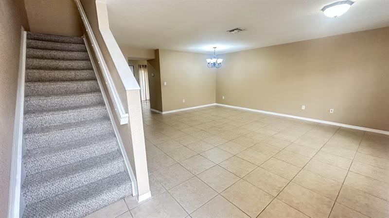 Image 10 of 31 For 5925 Manchester Way