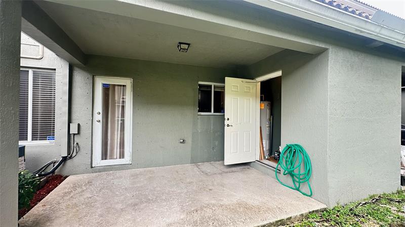 Image 18 of 31 For 5925 Manchester Way