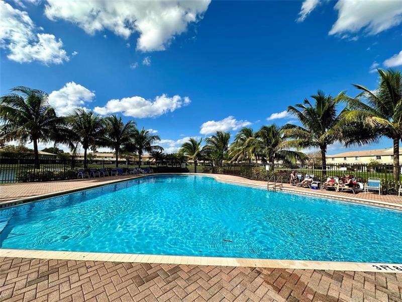 Image 20 of 31 For 5925 Manchester Way