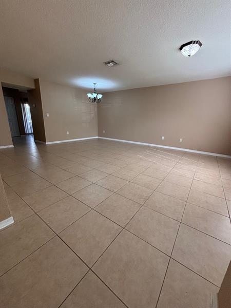 Image 22 of 31 For 5925 Manchester Way