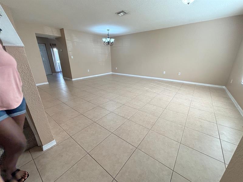 Image 24 of 31 For 5925 Manchester Way