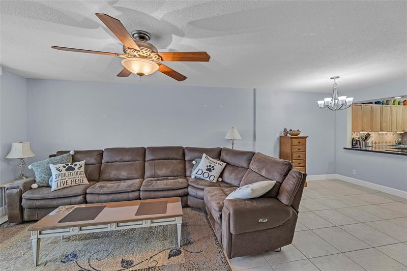 Image 15 of 29 For 4500 Federal Hwy 170h