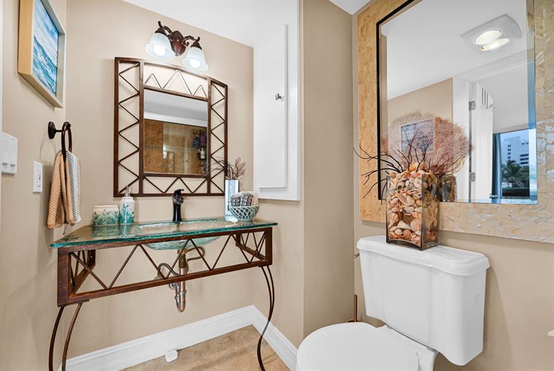 Image 43 of 49 For 3301 Ocean Blvd