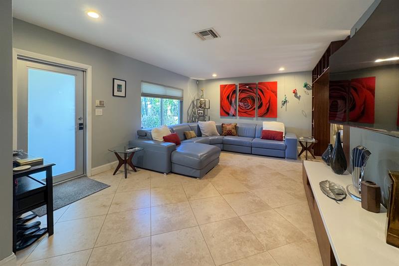 Details for 1426 17th Ave, Fort Lauderdale, FL 33304