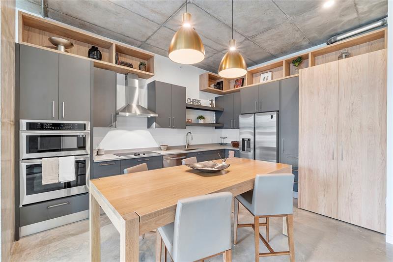 Image 2 of 10 For 401 1st Ave  202