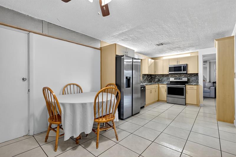 Image 14 of 47 For 1910 98th Ter