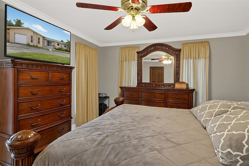 Image 32 of 47 For 1910 98th Ter