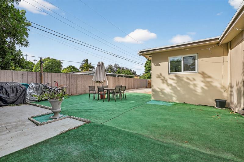 Image 39 of 47 For 1910 98th Ter