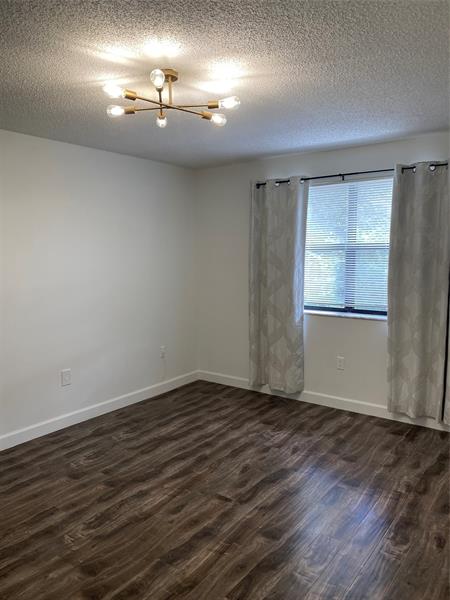 Image 12 of 18 For 228 Lakeside Cir  228