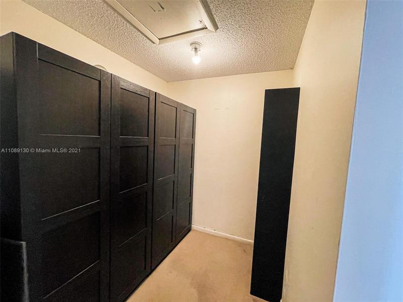 Image 9 of 18 For 228 Lakeside Cir  228